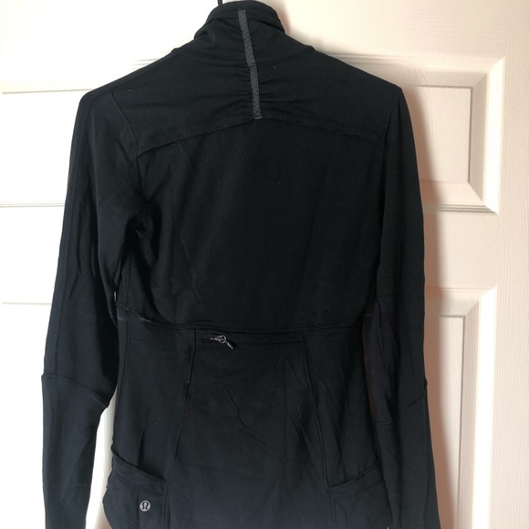 Lululemon base layer 1/2 zip - Picture 2 of 5